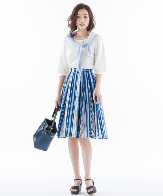 直條紋裙子 　裙子穿搭